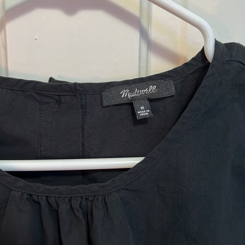 Madewell Embroidered Poplin Puff-Sleeve Cutout Crop Top in True Black - Picture 7 of 11